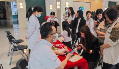 把脈問(wèn)診送健康，暖心服務(wù)進(jìn)企業(yè)——合肥高科攜手廣瑞醫(yī)療開(kāi)展“健康進(jìn)企業(yè)”義診活動(dòng)